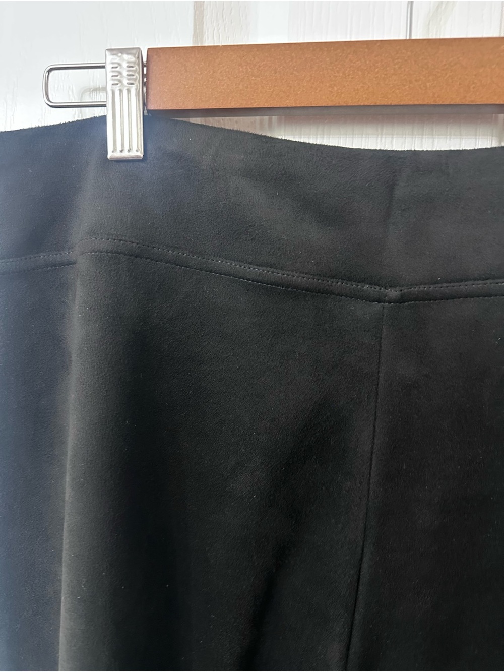 NWT J.McLaughlin Lori Faux Suede Pull-On Pants Black Medium - Picture 5 of 5